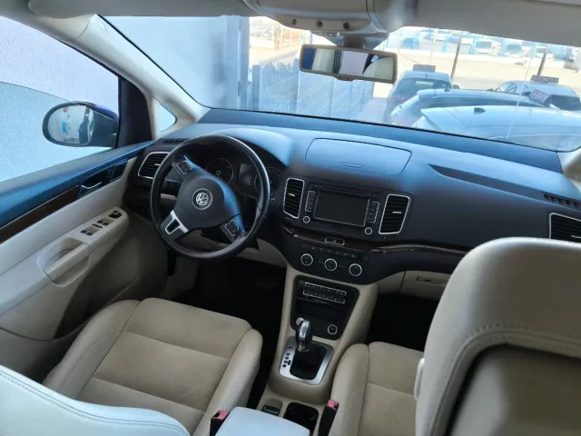Volkswagen Sharan 2012