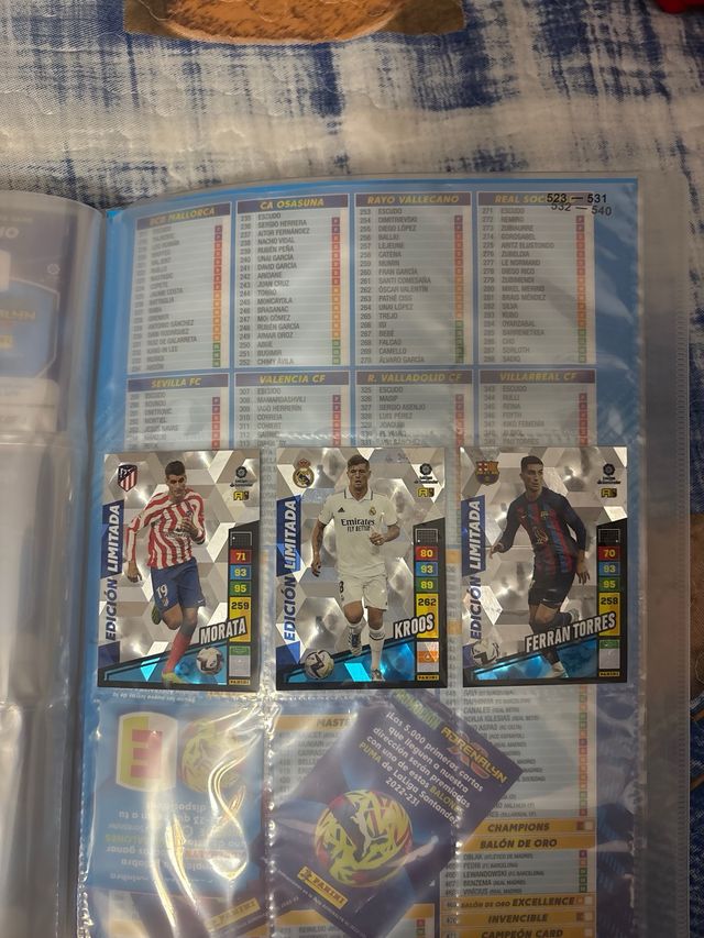 Adrenalyn 2022/2023 - Cromos Sueltos o Álbum