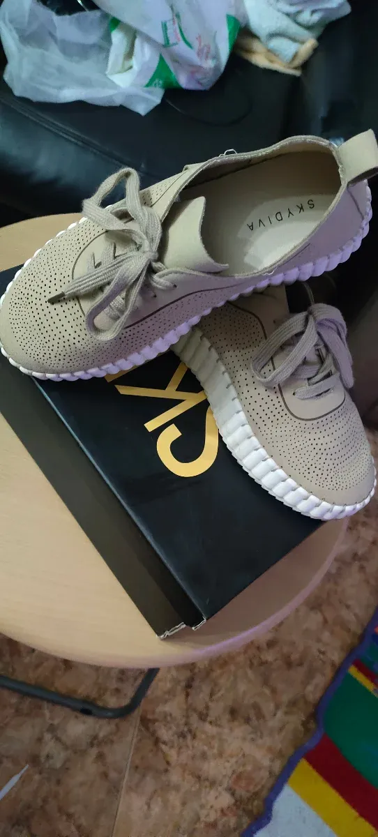 Zapatillas SKYDIVA beige