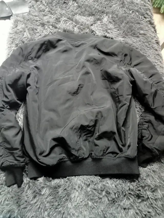 Chaqueta bomber negra talla M