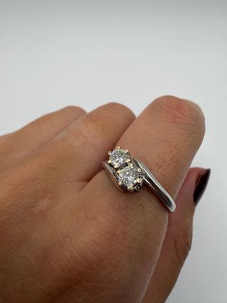 Anillo Oro Blanco 18k con Diamantes