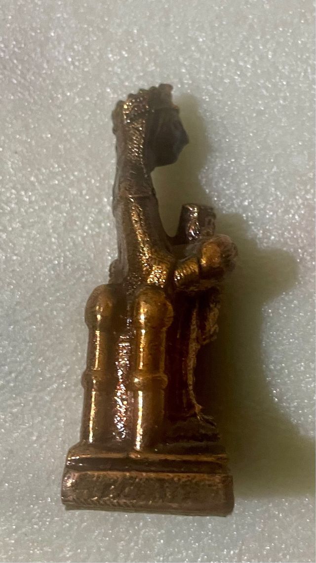 Virgen de Montserrat Bronce Dorado