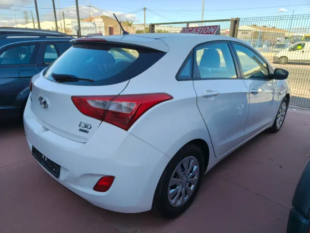 Hyundai i30 2016