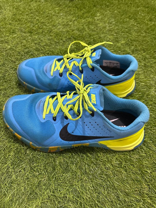 Zapatillas Nike Crossfit Azul y Amarillo