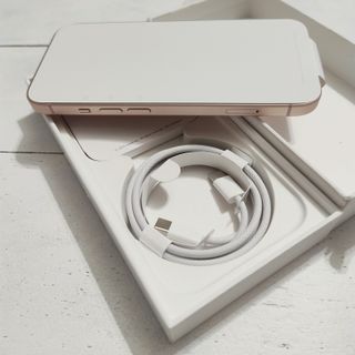 iPhone 15 128GB y Apple Watch SE 2 40mm NUEVOS