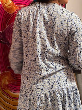 Blusa Stradivarius floral azul S