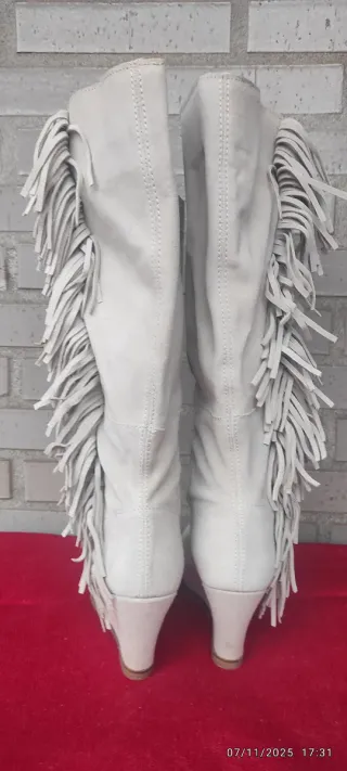 Botas de piel Stradivarius 37NUEVAS