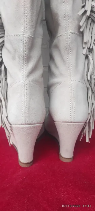 Botas de piel Stradivarius 37NUEVAS