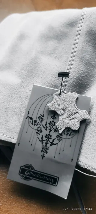 Botas de piel Stradivarius 37NUEVAS