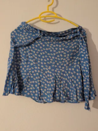 Falda pantalón corta con estampado de margaritas s