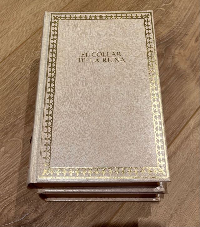 EL COLLAR DE LA REINA