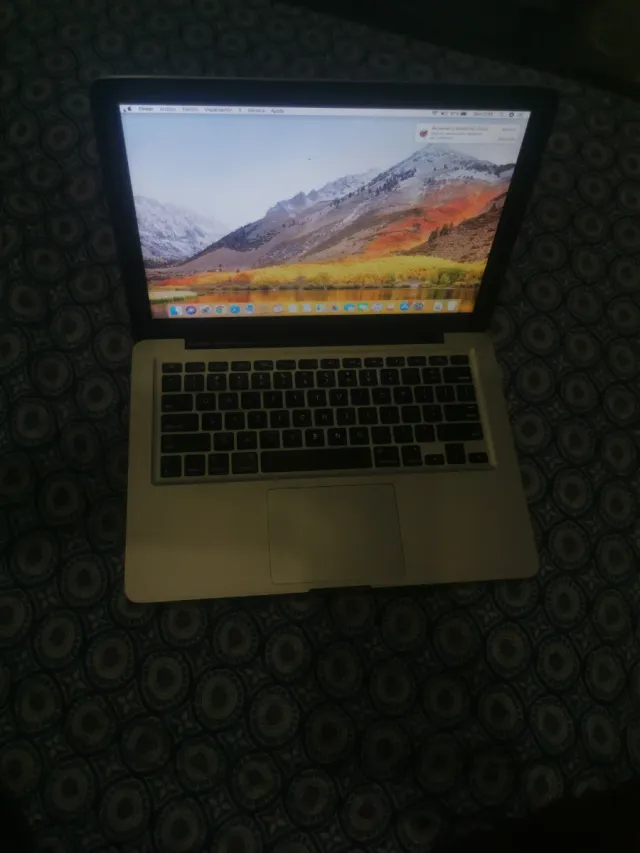 MacBook Pro 13' Intel i7 16GB RAM
