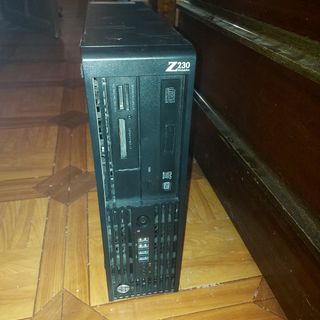 Torre de ordenador
Regalo pantalla, teclado raton