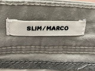 Pantalón Álvaro Moreno Gris