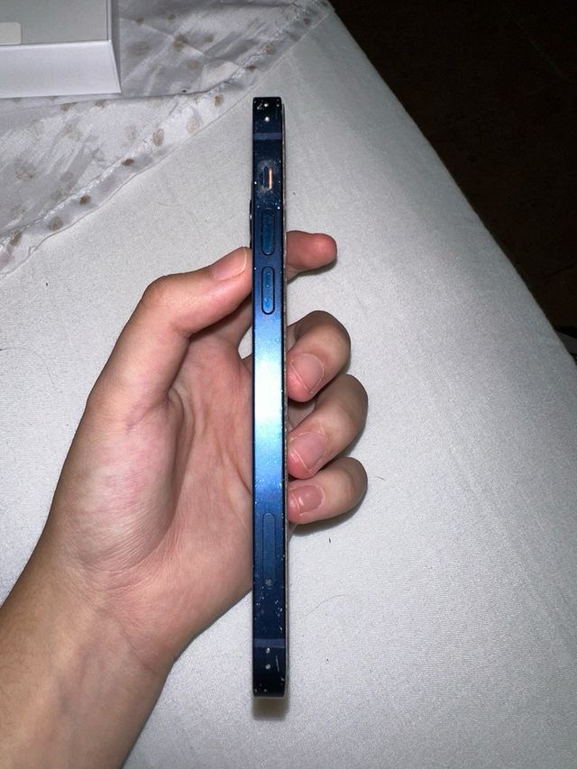 iPhone 12 Azul