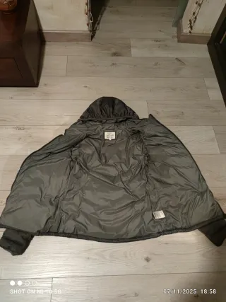 Plumas Negro Talla L