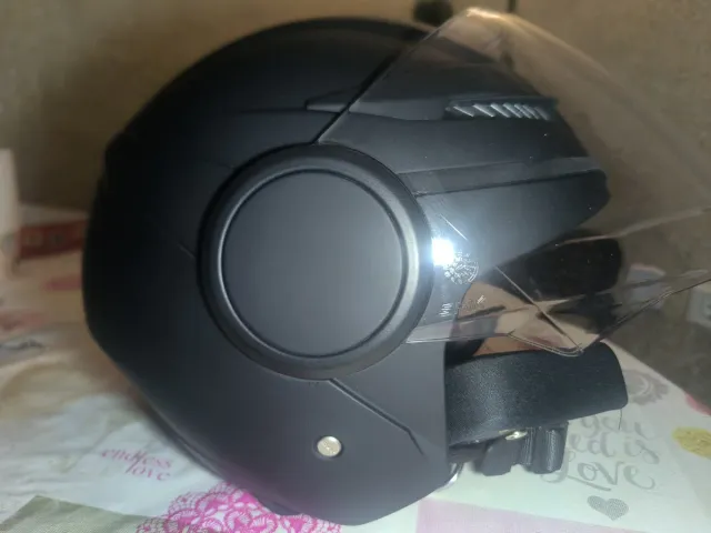 Casco de moto negro mate SMK