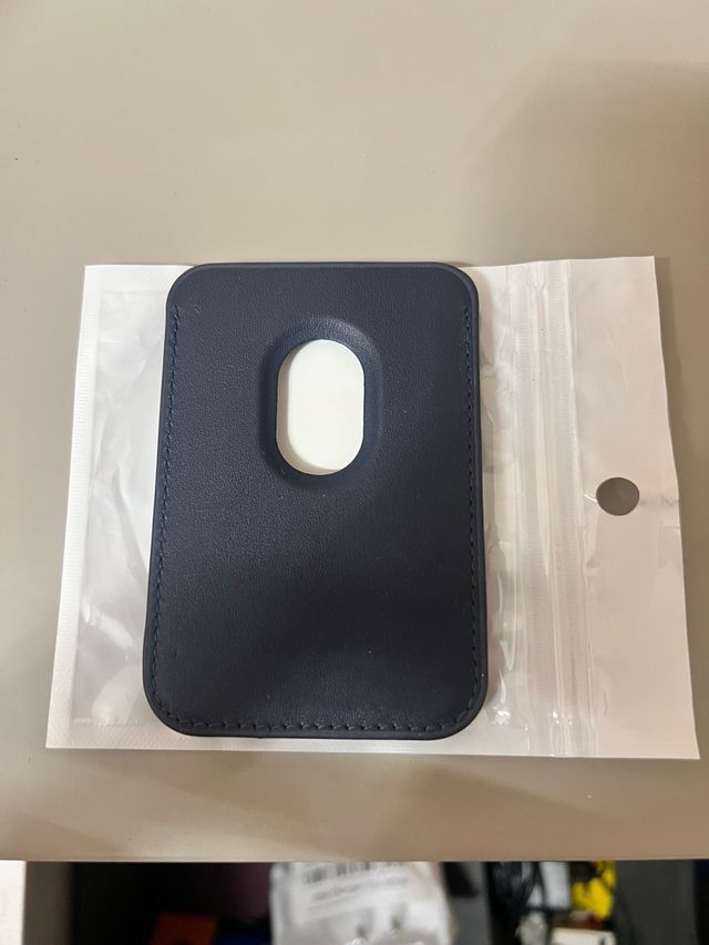 Portafoglio Apple MagSafe blu navy