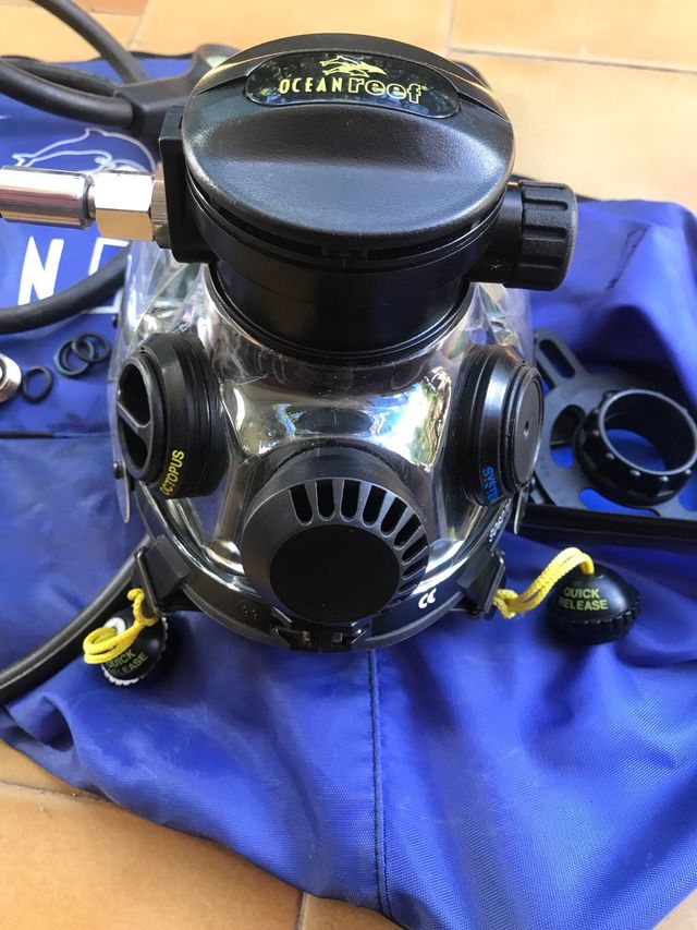 Máscara buceo Ocean Reef con regulador
