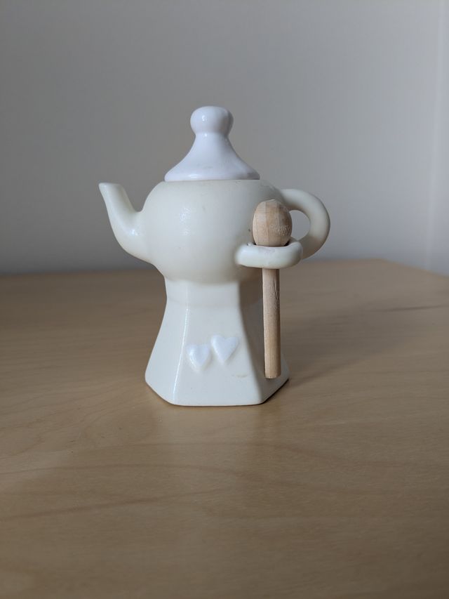 Zuccheriera in ceramica con cucchiaino