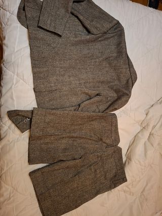Traje chaqueta y pantalón Lefties gris