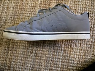 Zapatillas Adidas Skate Grises y Negras