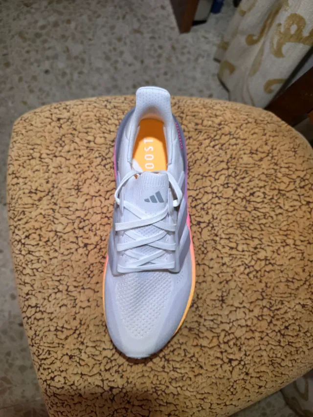 Adidas Ultraboost 5 W n40,5 sin estrenar