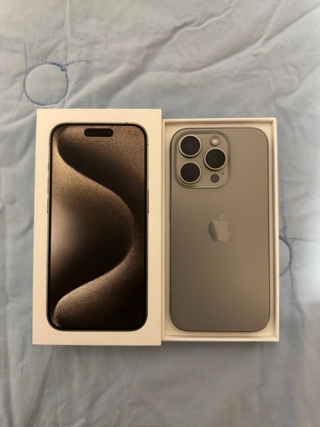 iPhone 15 Pro Titânio natural
