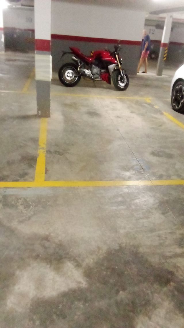 alicatado de suelos y muros