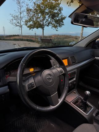Opel Vectra 1.8 2004