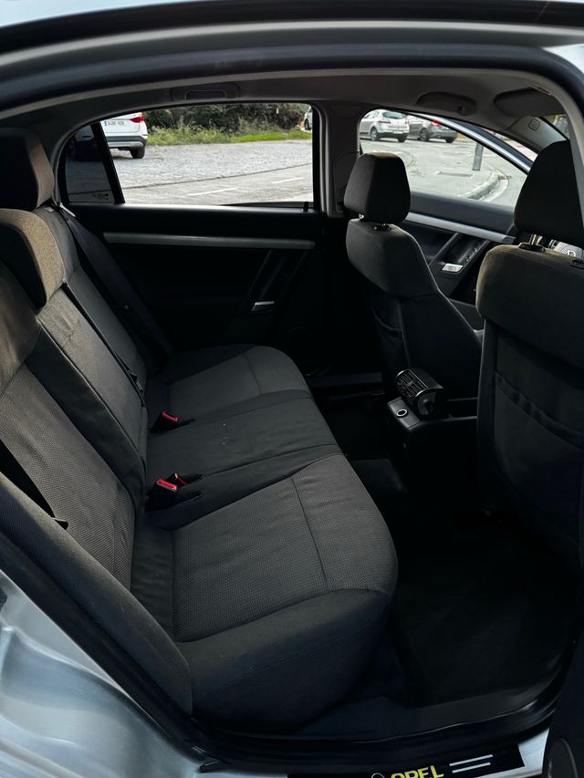 Opel Vectra 1.8 2004