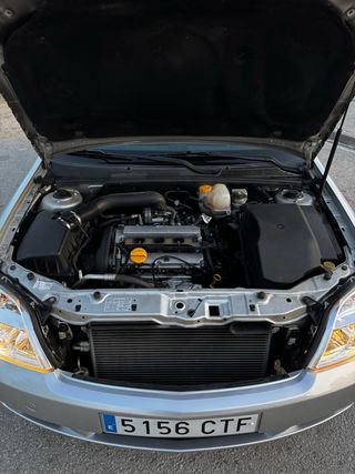 Opel Vectra 1.8 2004