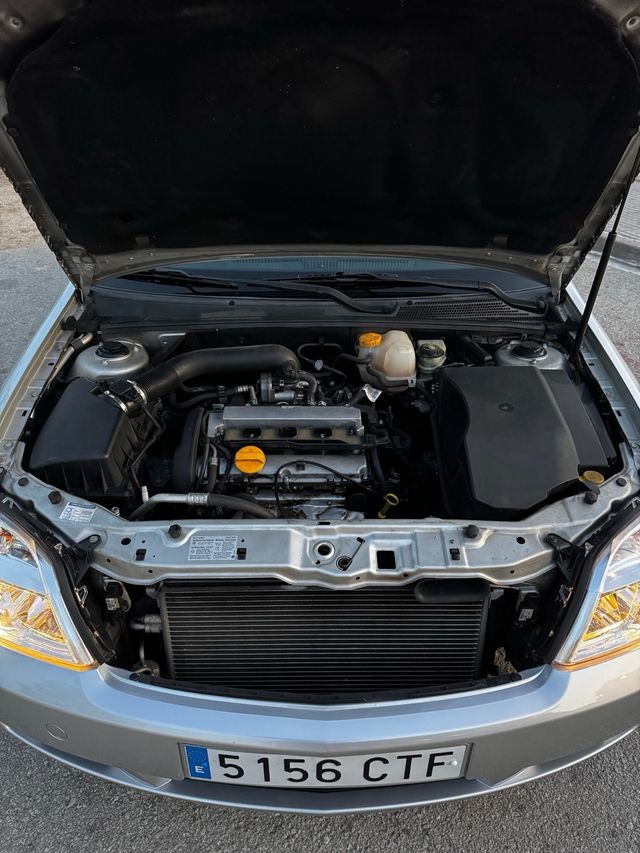 Opel Vectra 1.8 2004