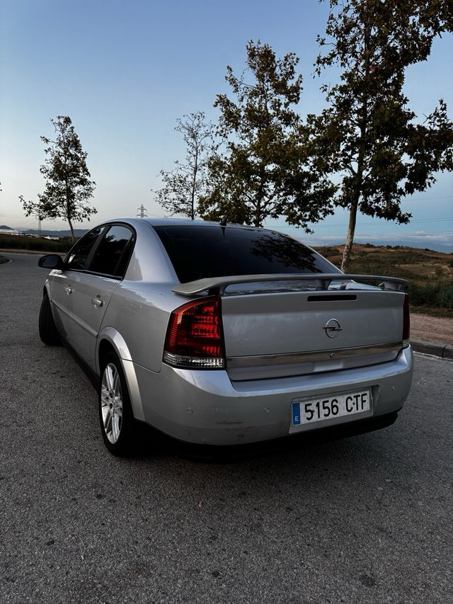 Opel Vectra 1.8 2004