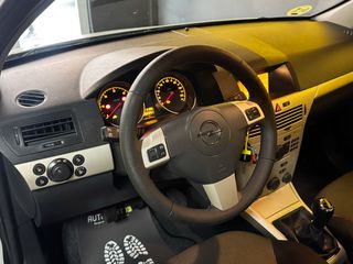 Opel Astra 2009