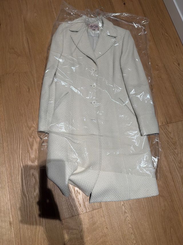 Abrigo largo beige talla 44