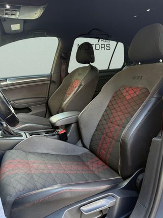 Volkswagen Golf GTI TCR 2.0 TSI 213kW(290CV) DSG