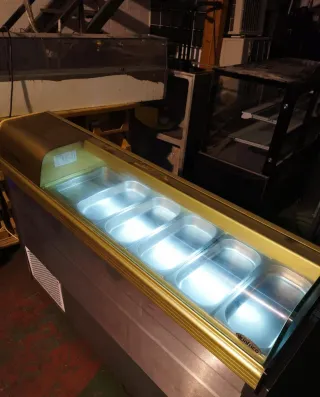 Nevera vitrina expositor refrigerado