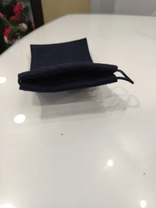 Bolsa de franela Chanel negra