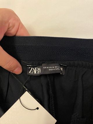 Pantalón Zara pinzas negro azulón marino Talla M