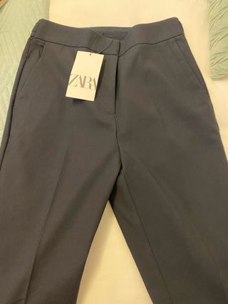 Pantalón Zara pinzas negro azulón marino Talla M