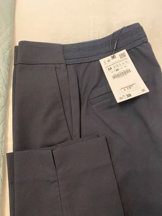 Pantalón Zara pinzas negro azulón marino Talla M