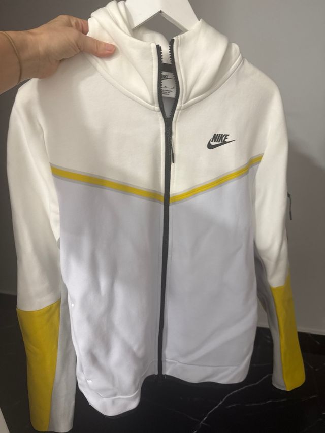 Chándal Nike Tech Fleece Talla M Nuevo