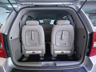KIA Carnival 2008