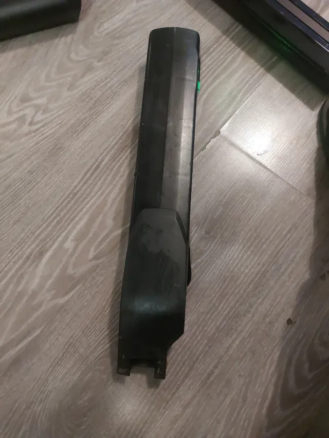 Batería negra para aspiradora