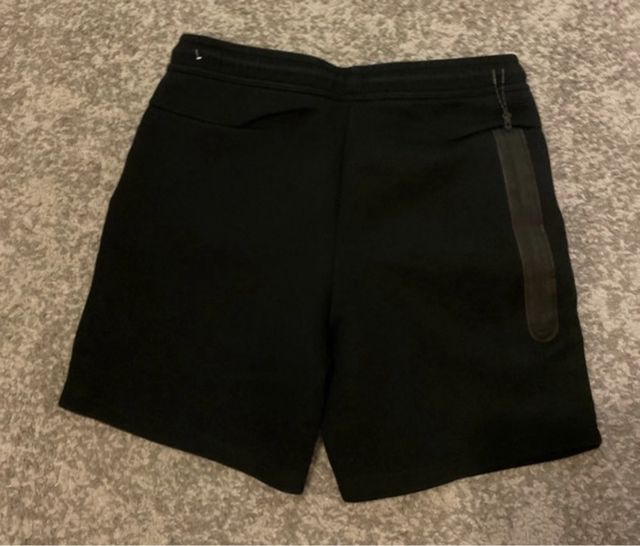 Chándal corto Nike Tech negro