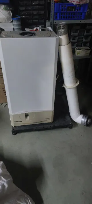 Caldera Junkers Agua Sanitaria y Calefacción