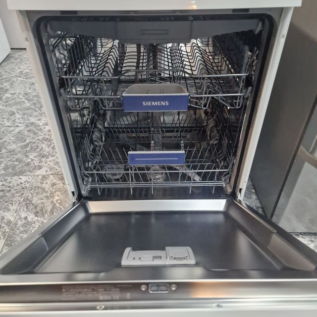 SEMINUEVA!!! LAVAVAJILLAS SIEMENS