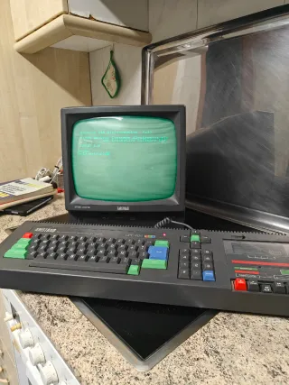 Ordenador Amstrad CPC 464