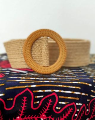 Cinturón de paja/cinto de palha elástico novo